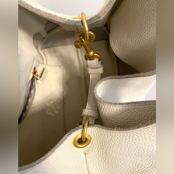 Bottega Veneta off white Leather Purse - Picture 4 of 9